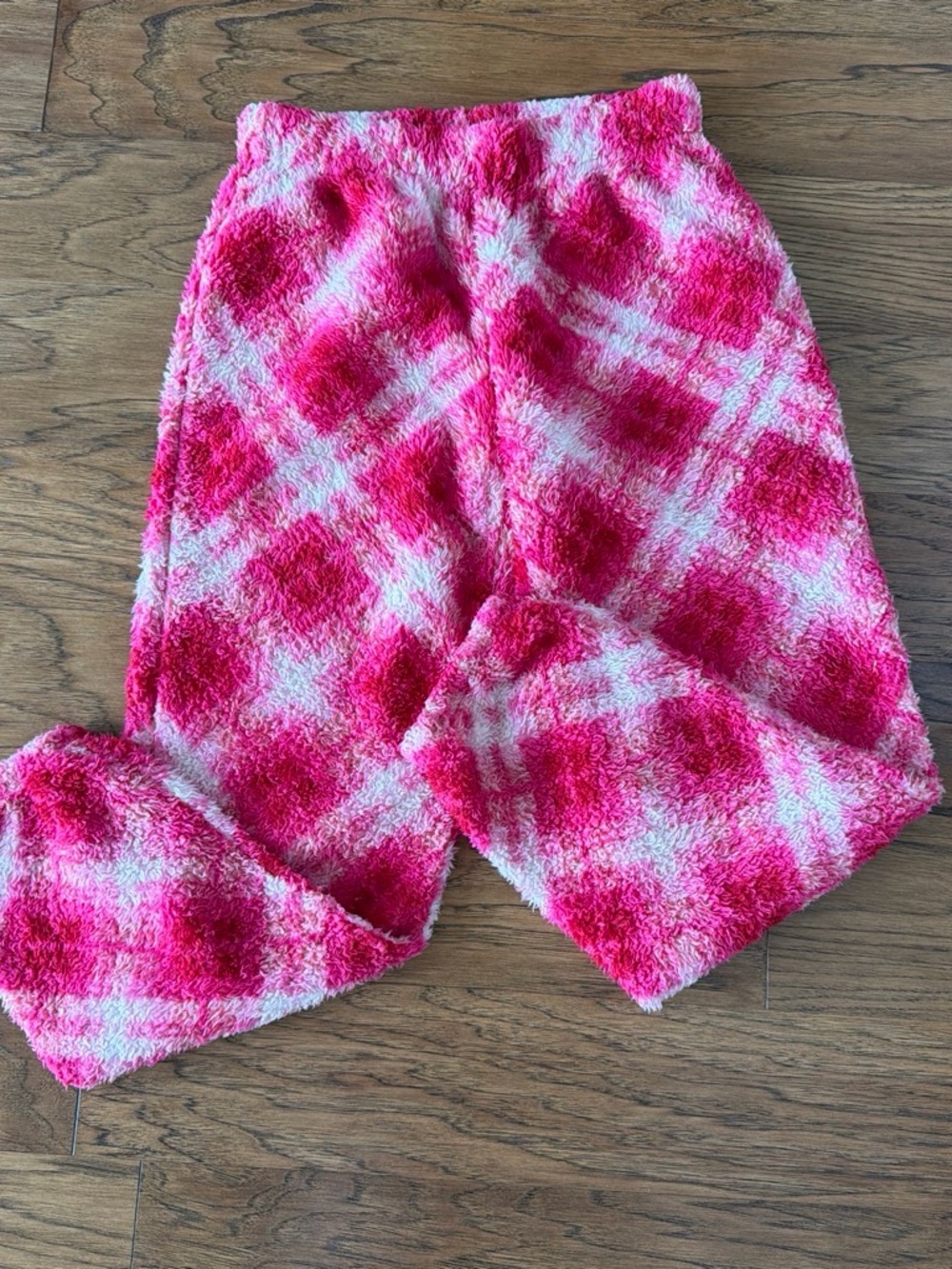 Jessica Simpson Pink & White Plush Check Pajama Bottoms